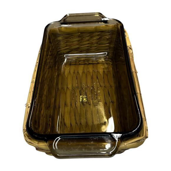 Anchor Ovenware Other - Anchor Ovenware Amber Glass 1.5 Qt Loaf Dish Wicker Basket USA